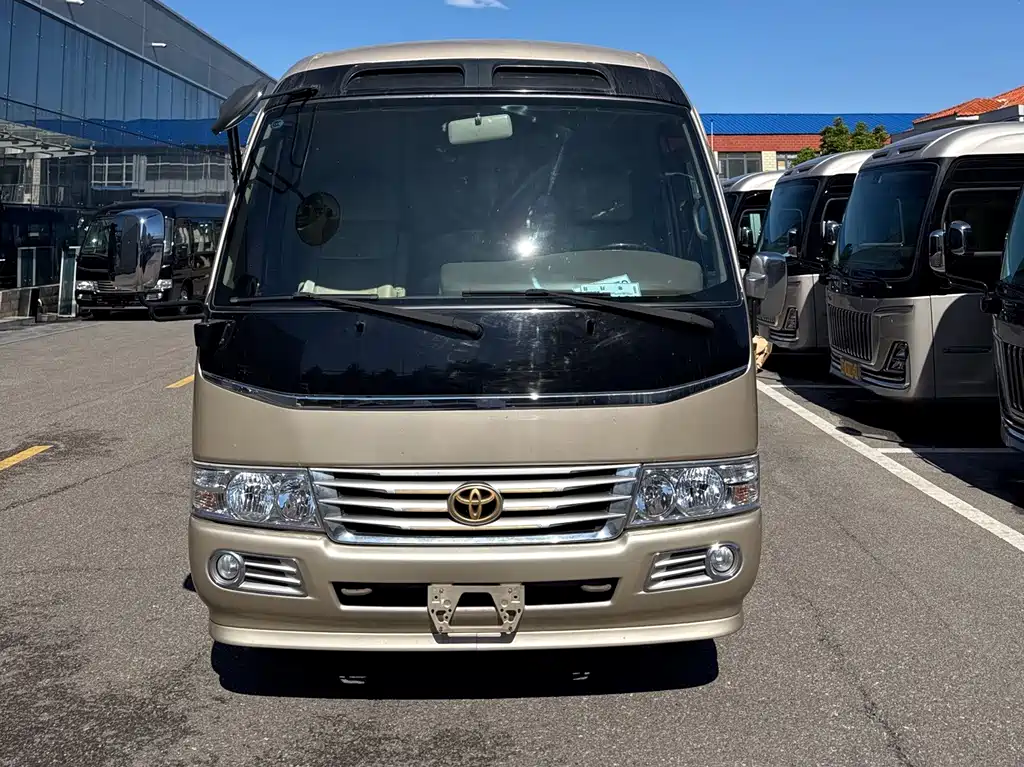 Toyota Coaster 2019 — фото 2