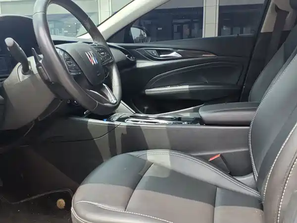Buick Regal 2023