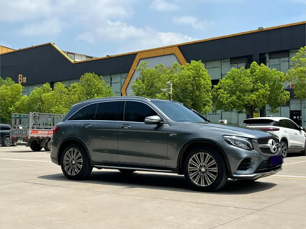 Mercedes-Benz GLC 2016