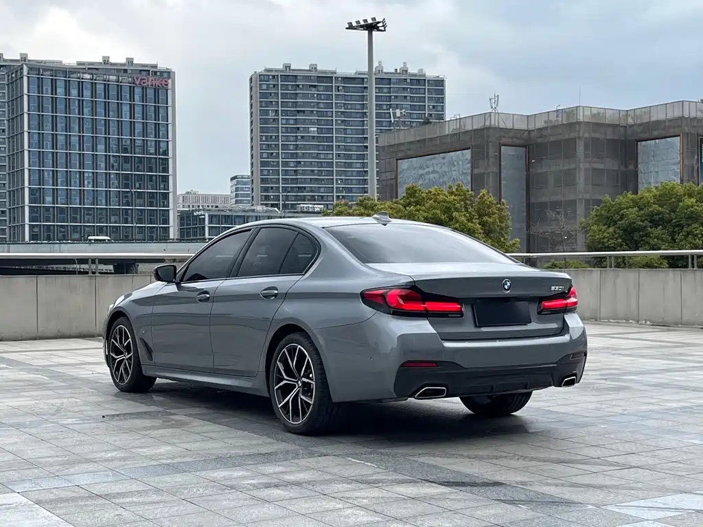 BMW 5 Series 2023