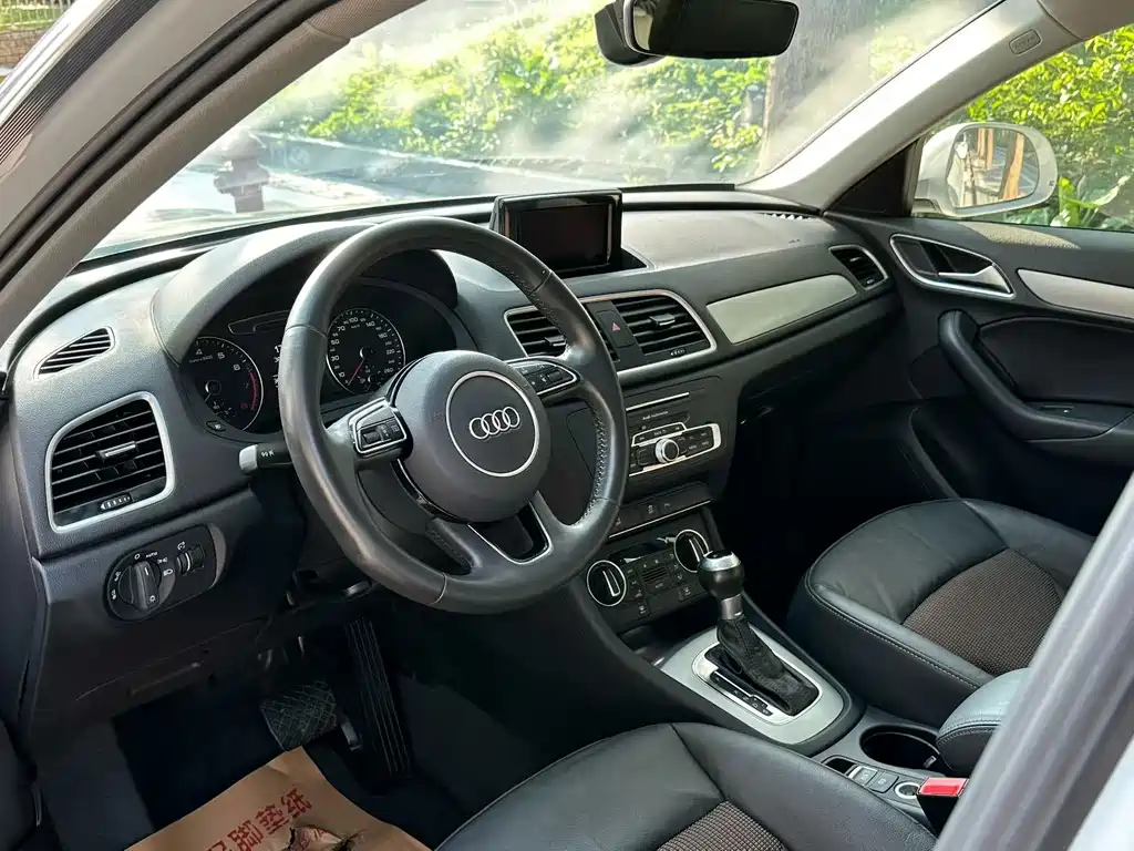 Audi Q3 2018 — фото 4