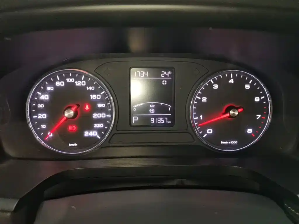 Roewe i6 Classic 2019 — фото 12