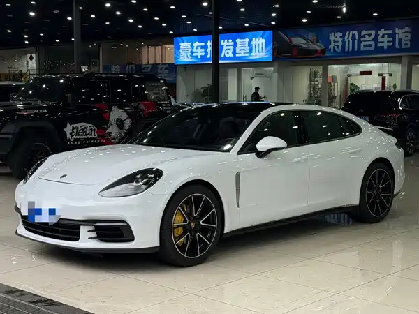 Porsche Panamera 2018