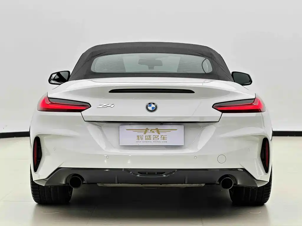 BMW Z4 2023 — фото 9