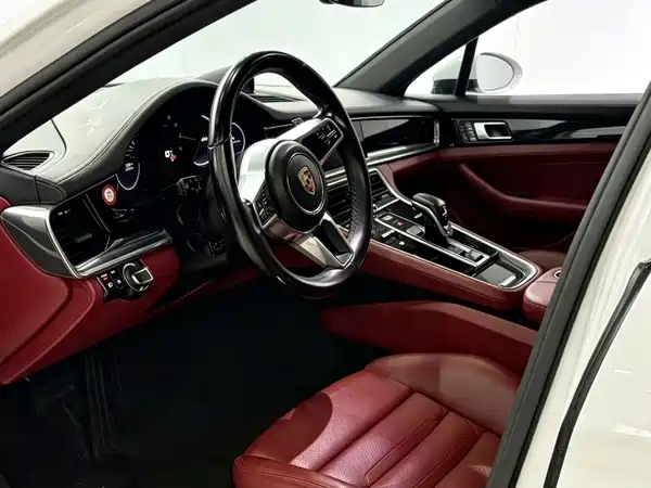 Porsche Panamera 2018