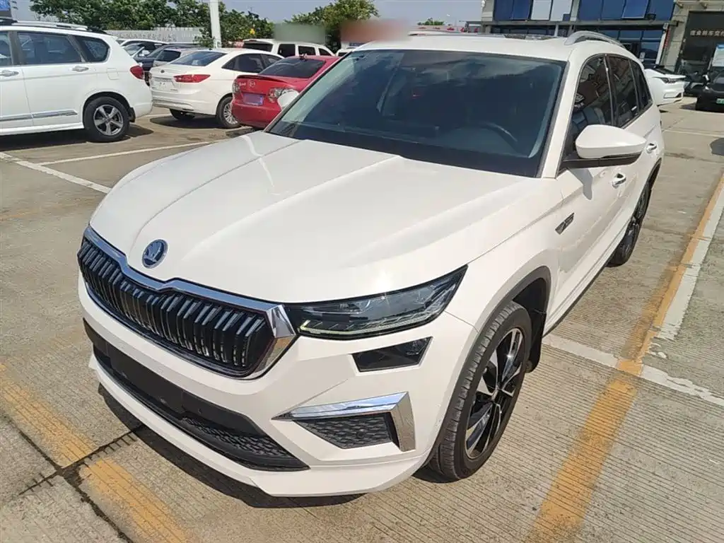 Skoda Kodiaq 2022 — фото 2