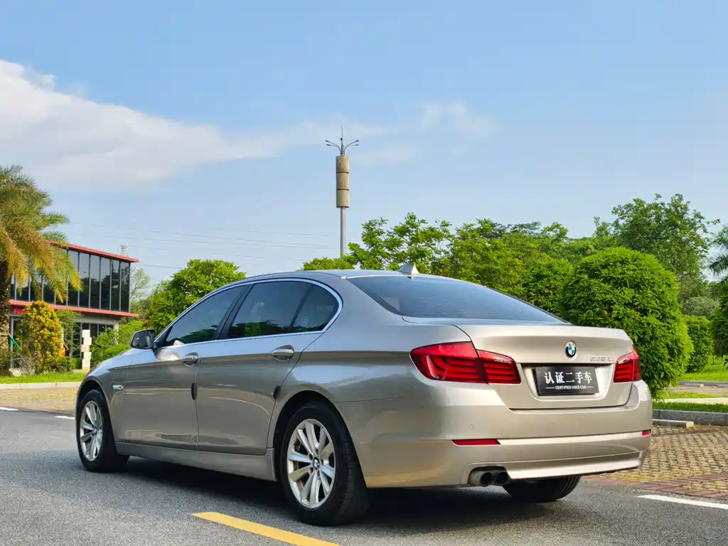 BMW 5 Series 2012