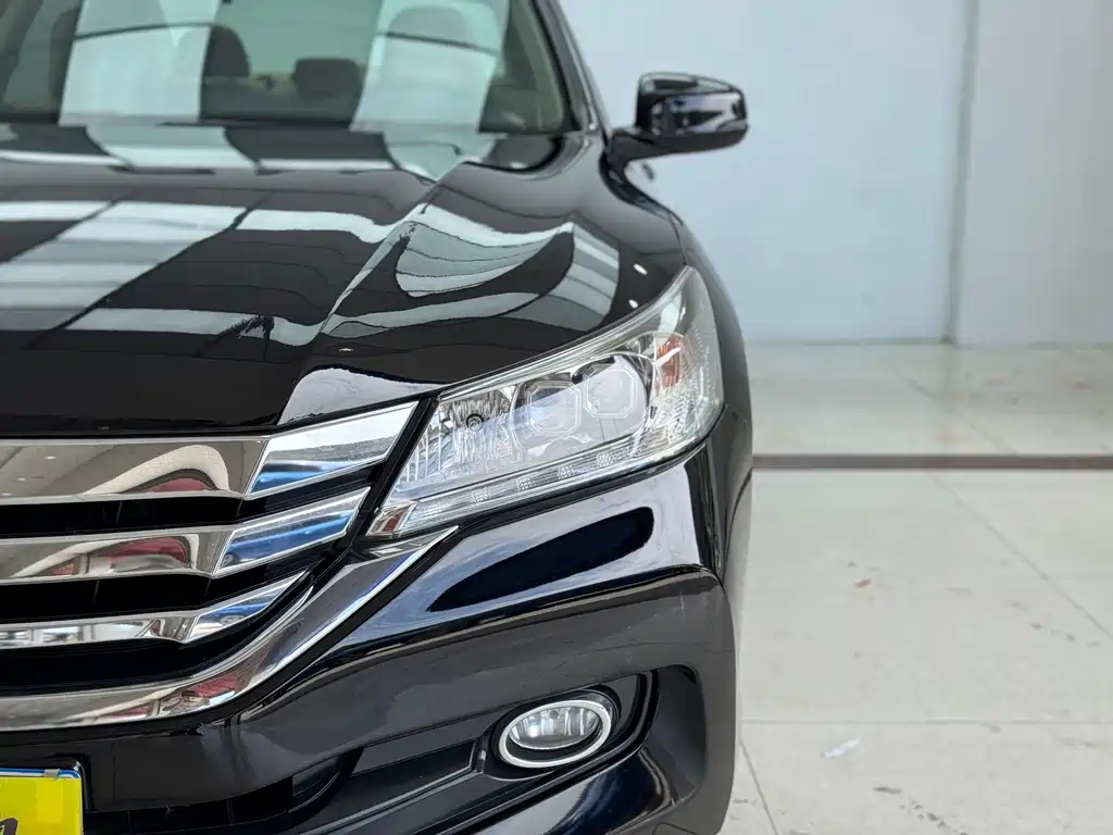 Honda Accord 2015 — фото 4
