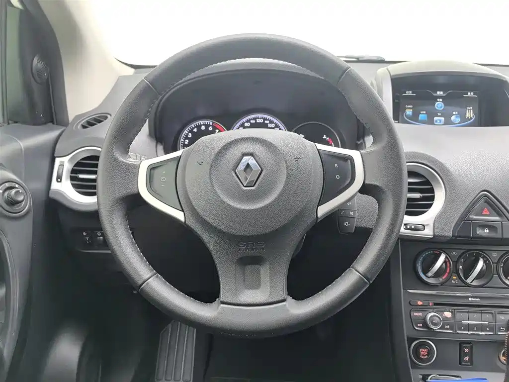 Renault Koleos 2014 — фото 11