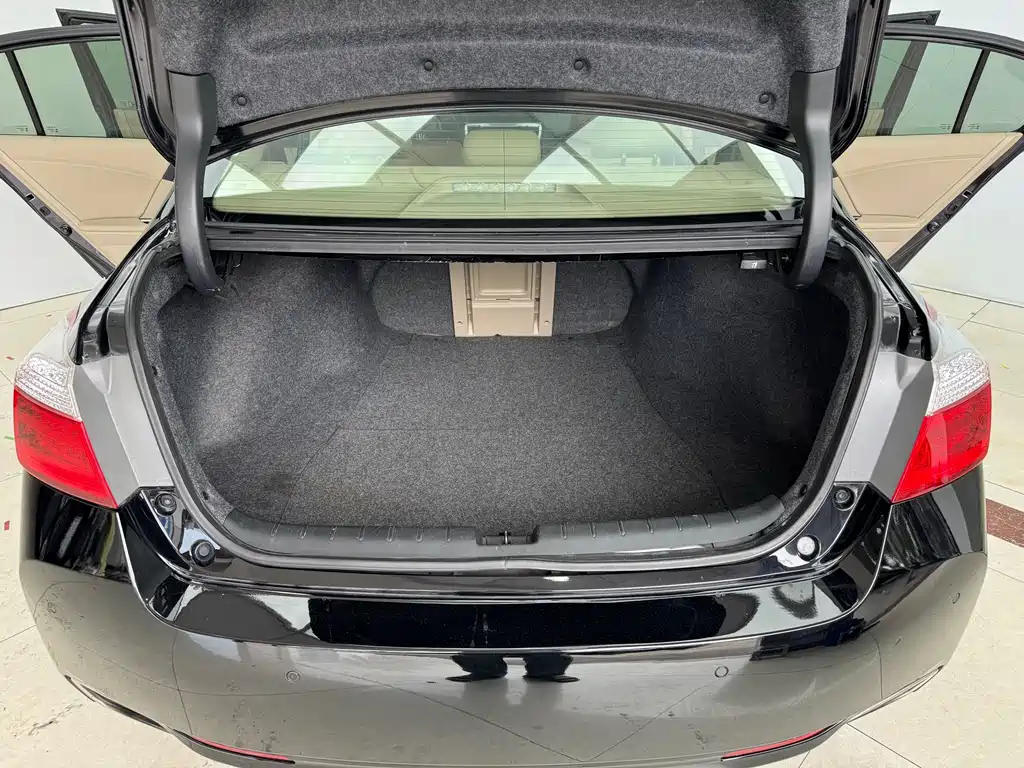 Honda Accord 2015 — фото 22