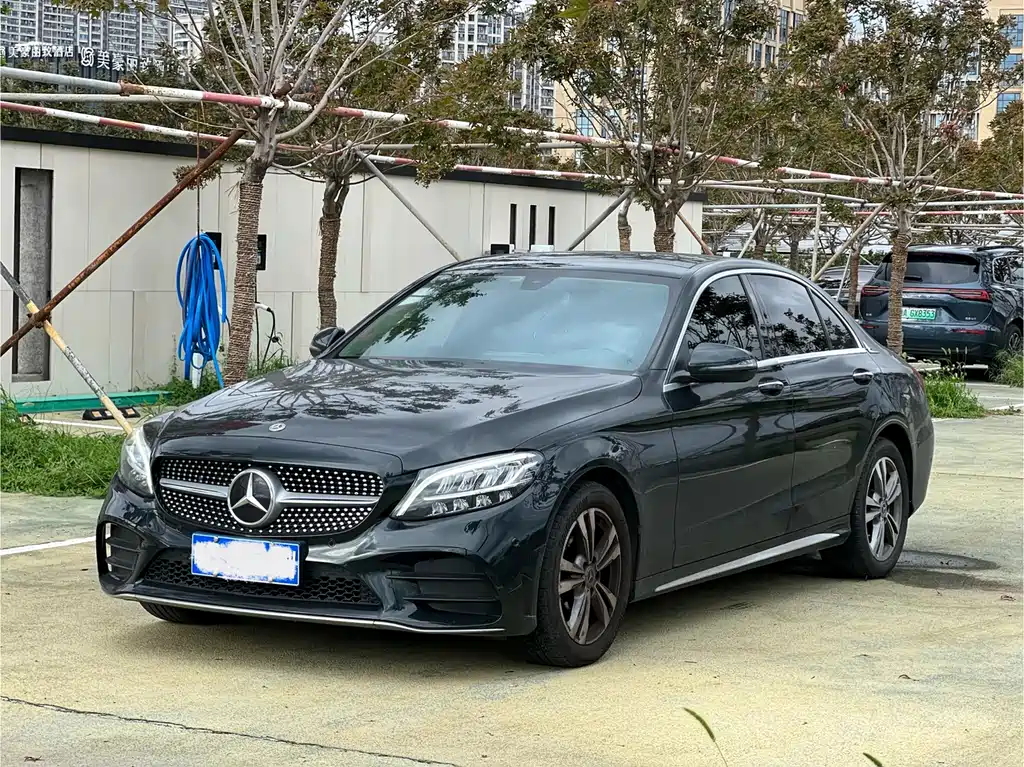 Mercedes-Benz C-Class 2022 — фото 1