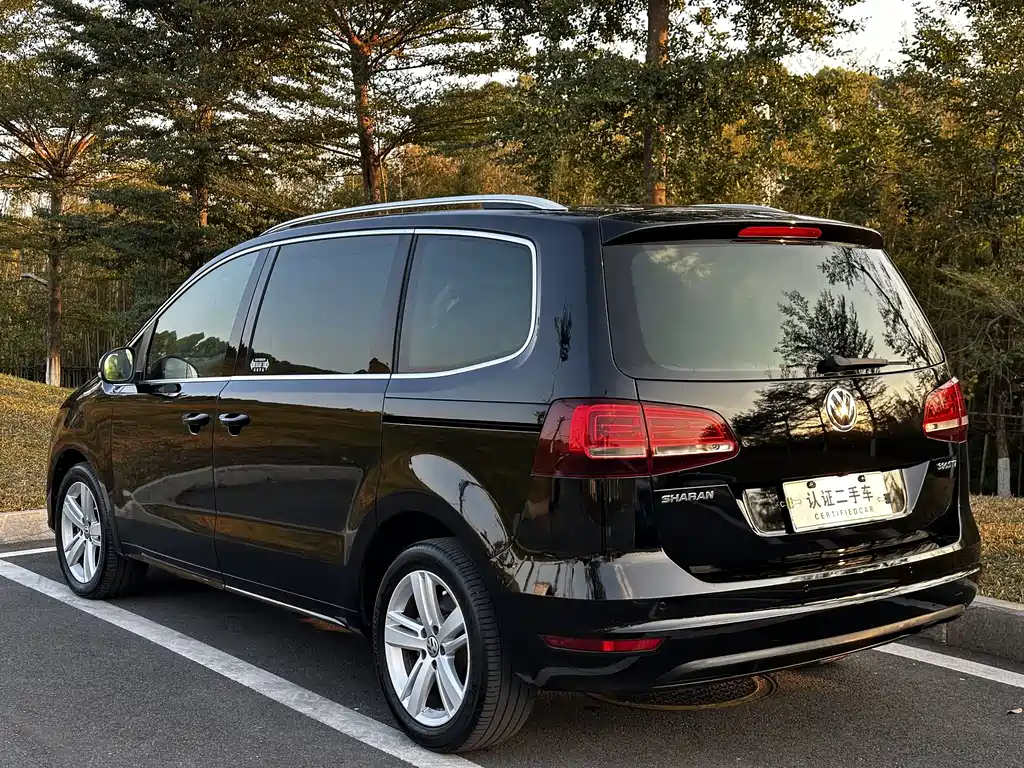 Volkswagen Sharan 2017 — фото 6