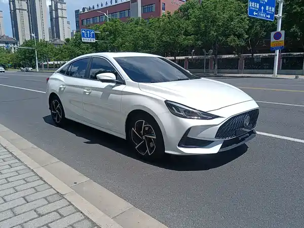 MG MG5 2021