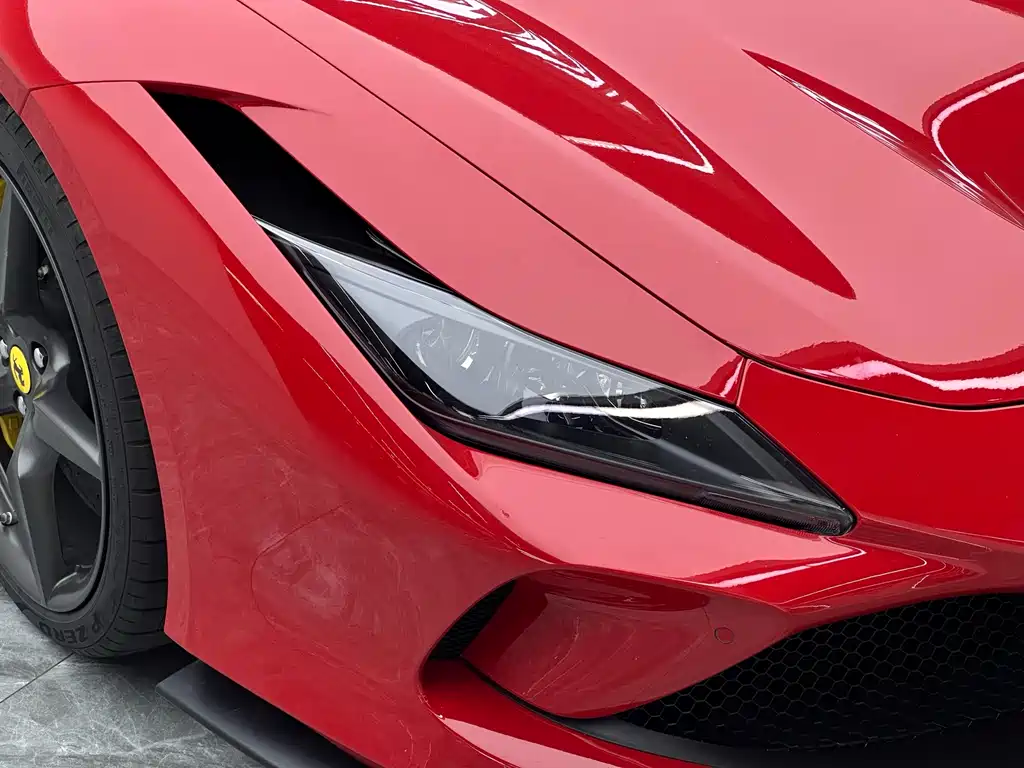 Ferrari F8 2022 — фото 9