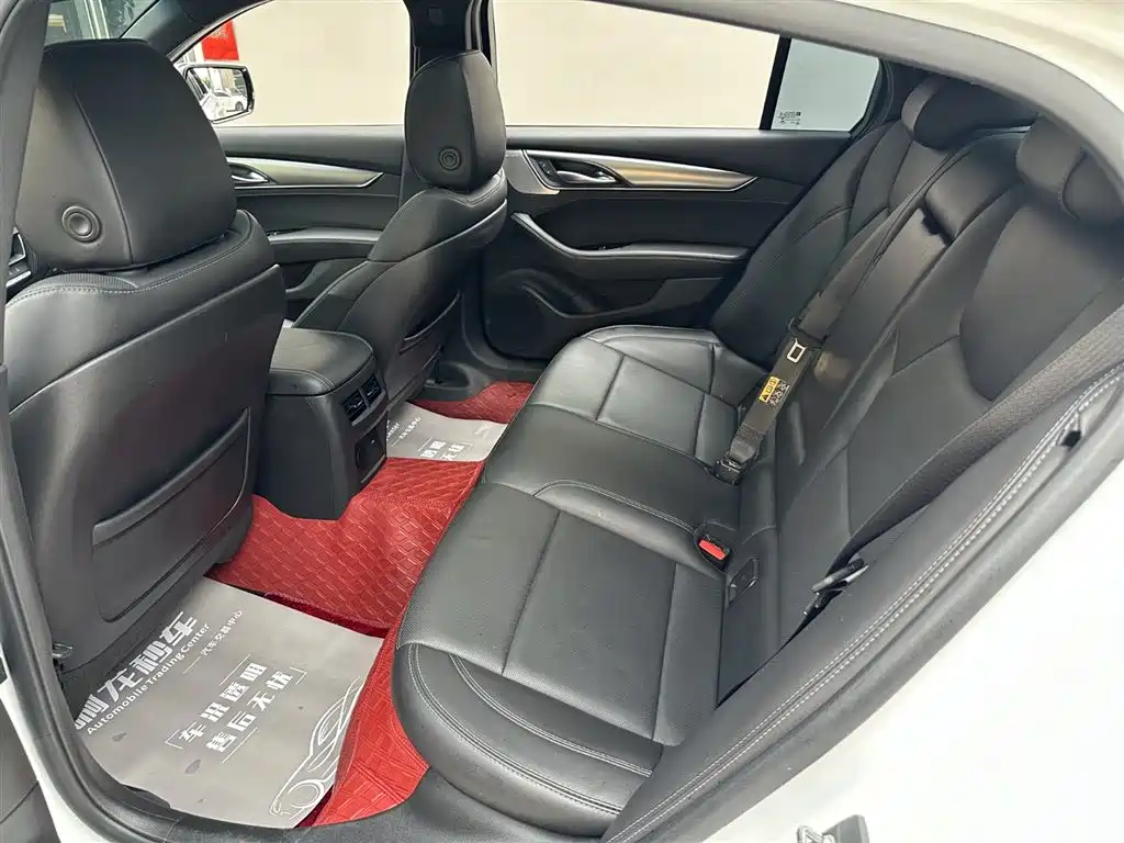 Cadillac CT5 2023 — фото 12