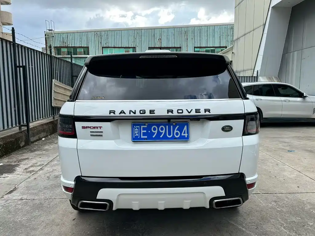 Land Rover Range Rover Sport 2017 — фото 8