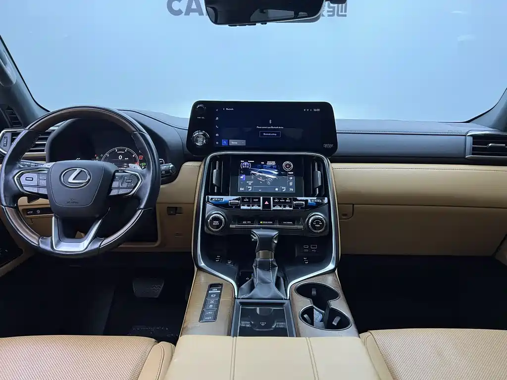 Lexus LX 2017 — фото 8