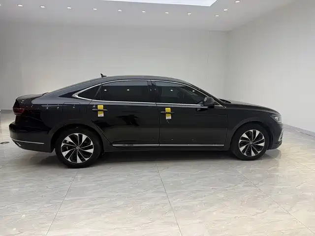 Volkswagen Passat 2022