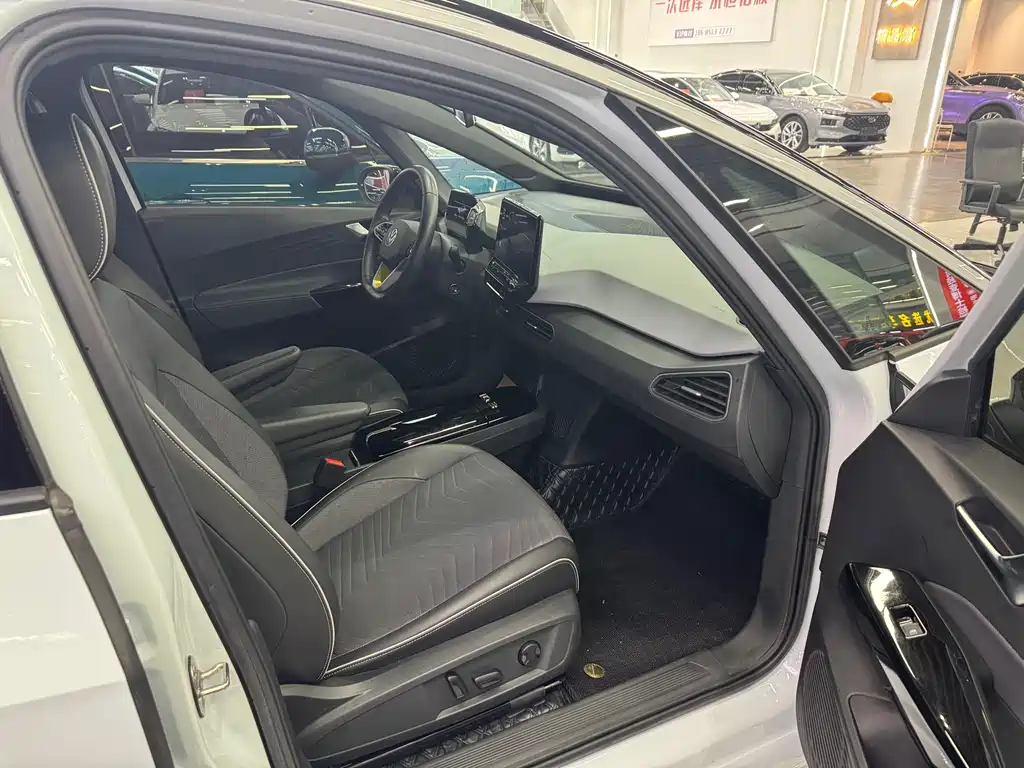 Volkswagen ID.3 2023 — фото 17