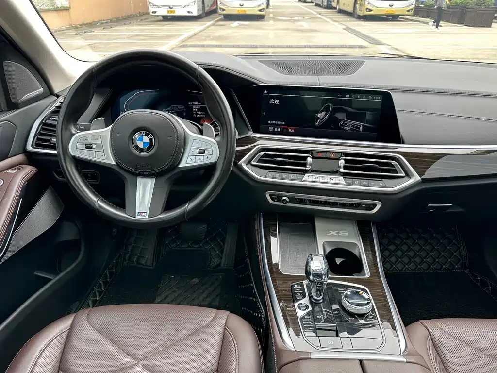 BMW X5 2022 — фото 11