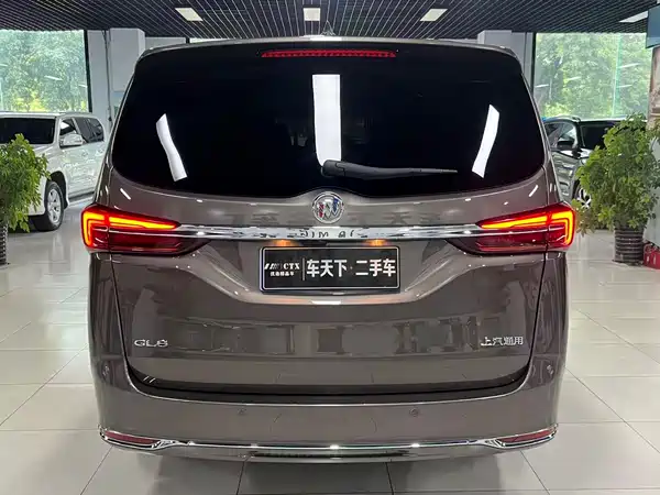 Buick GL8 2023