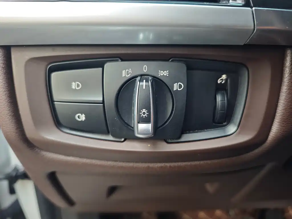 BMW X5 2015 — фото 16
