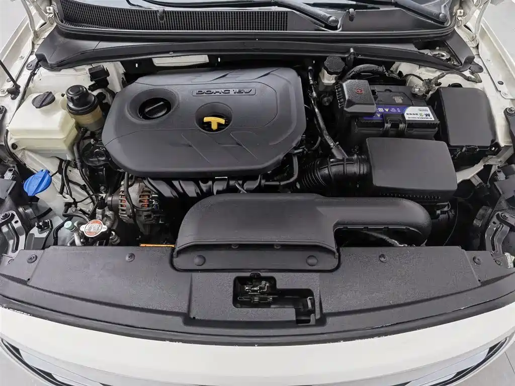 Hyundai Mistra 2015