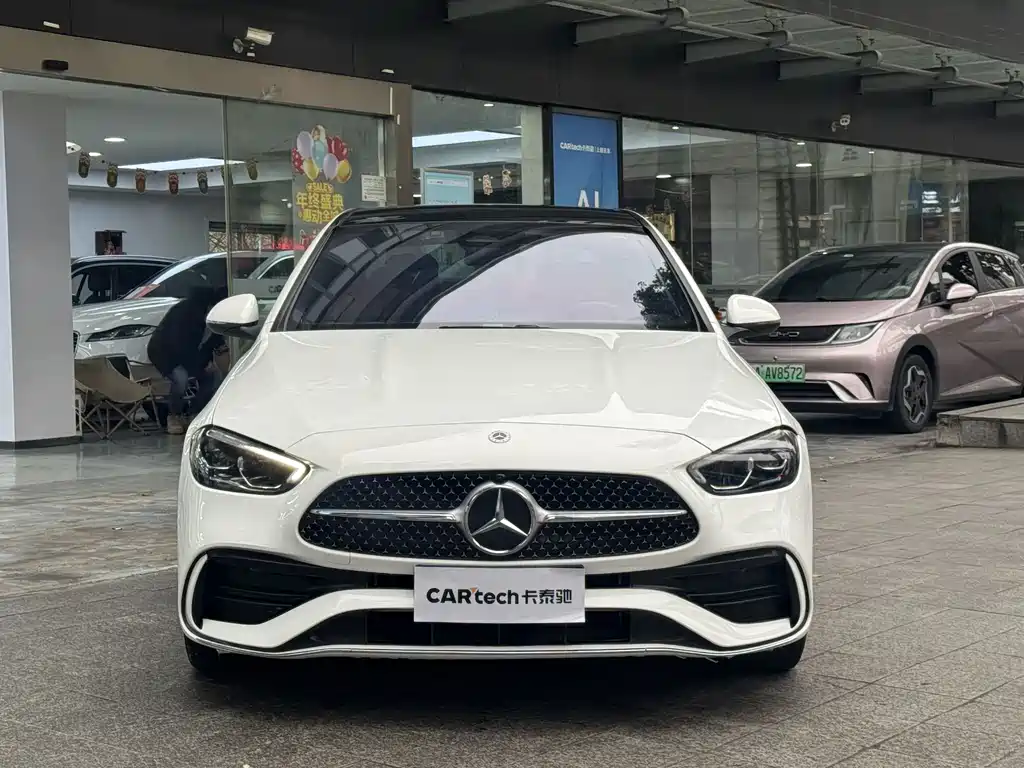 Mercedes-Benz C-Class 2023 — фото 2