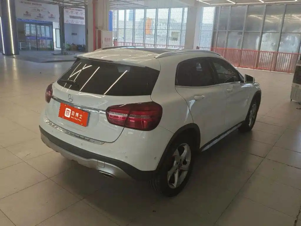 Mercedes-Benz GLA 2019 — фото 2