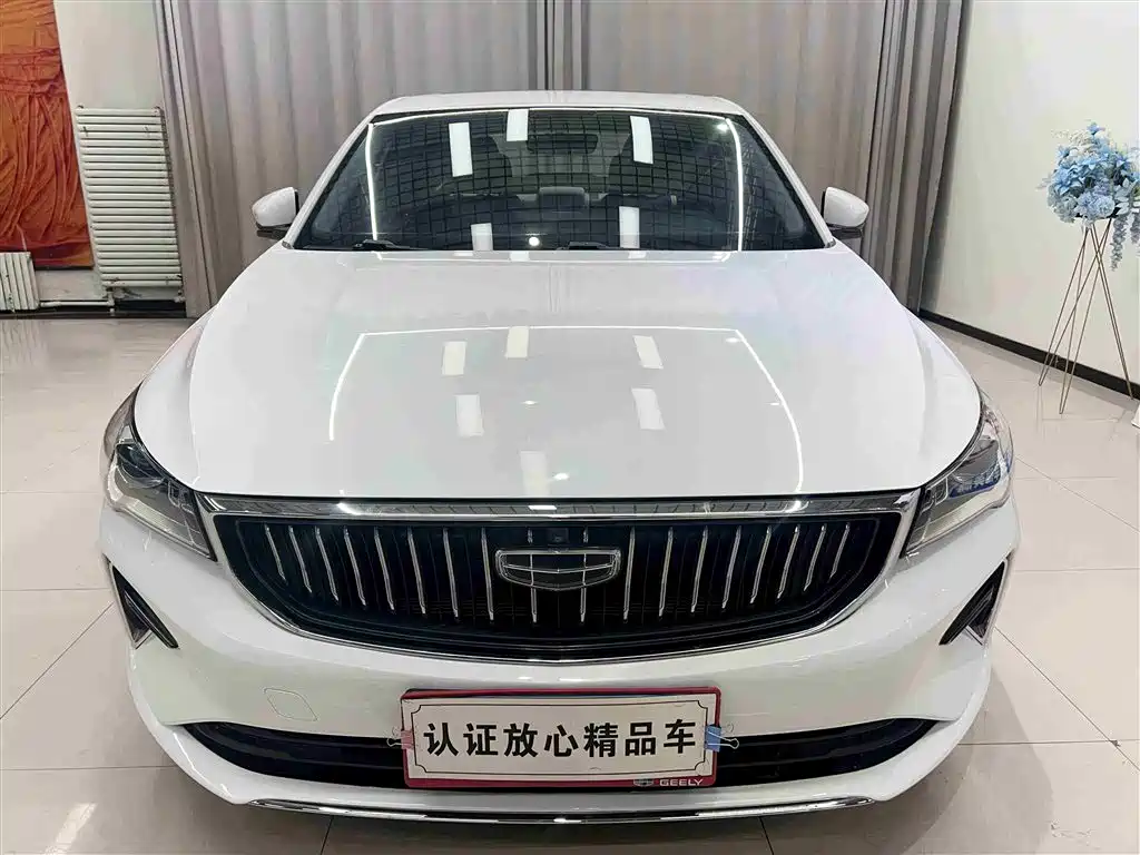 Geely Emgrand 2021 — фото 2