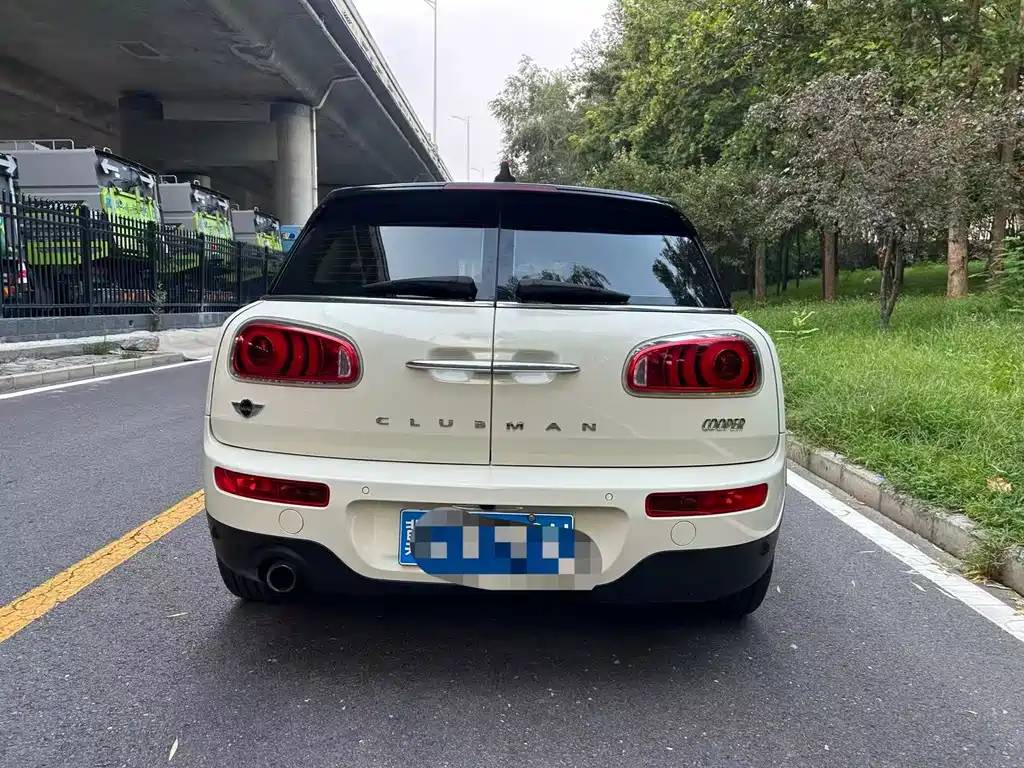 MINI Clubman 2016 — фото 16