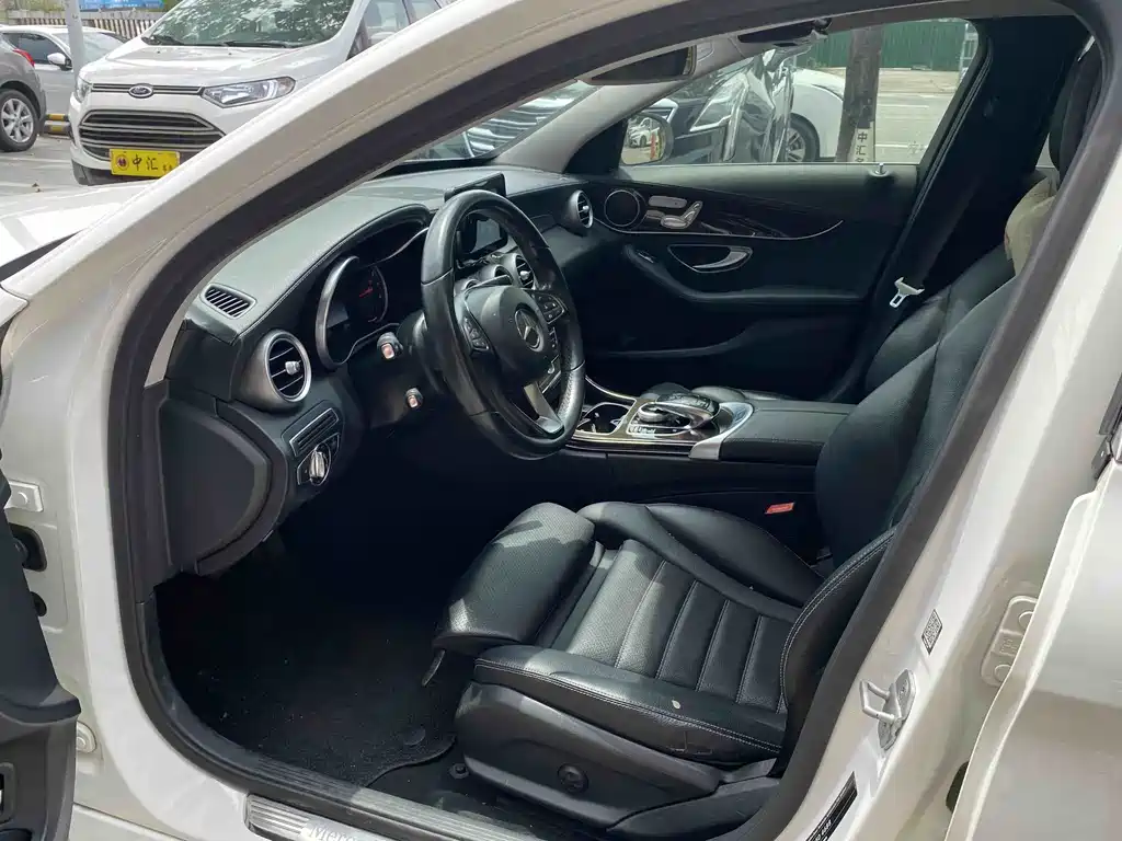 Mercedes-Benz C-Class 2016