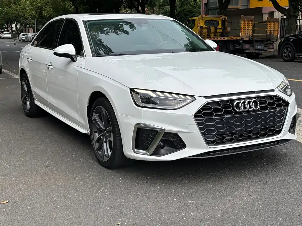 Audi A4L 2023