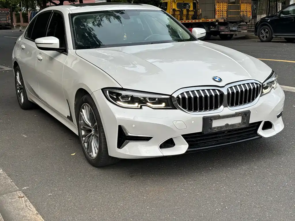 BMW 3 Series 2020