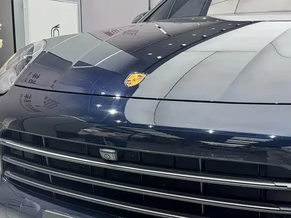 Porsche Cayenne 2023