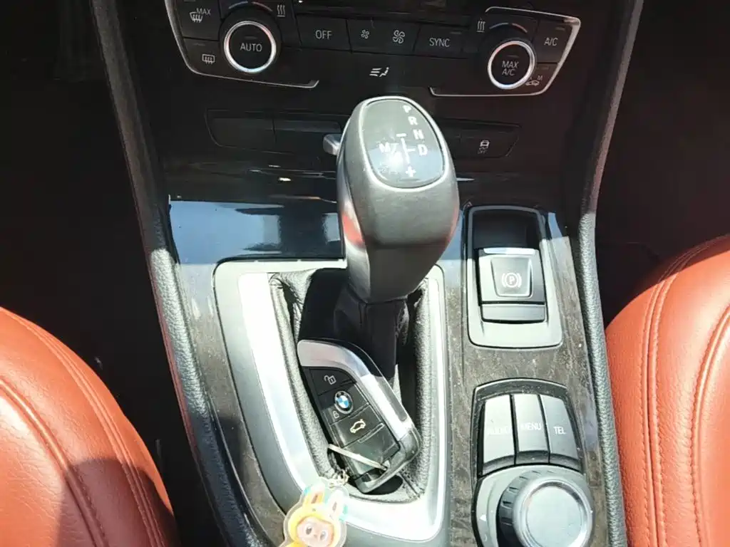 BMW 2 Series Station Wagon 2017 — фото 14