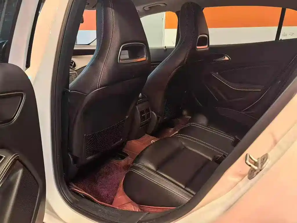 Mercedes-Benz GLA 2016