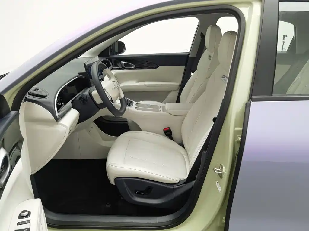Geely Galaxy Starwish 2024 — фото 10