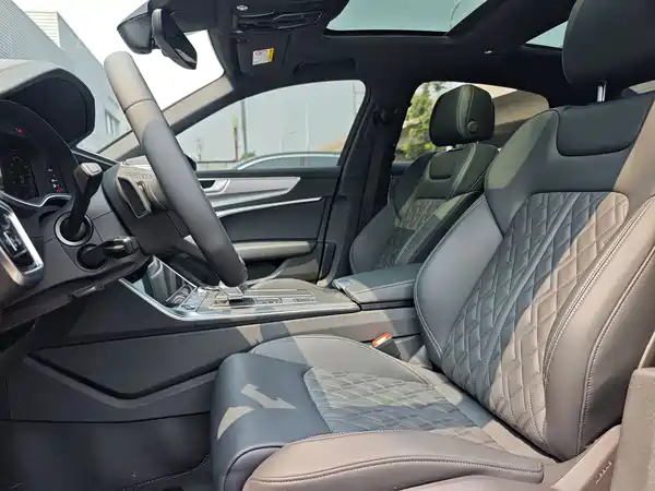 Audi A6L 2025