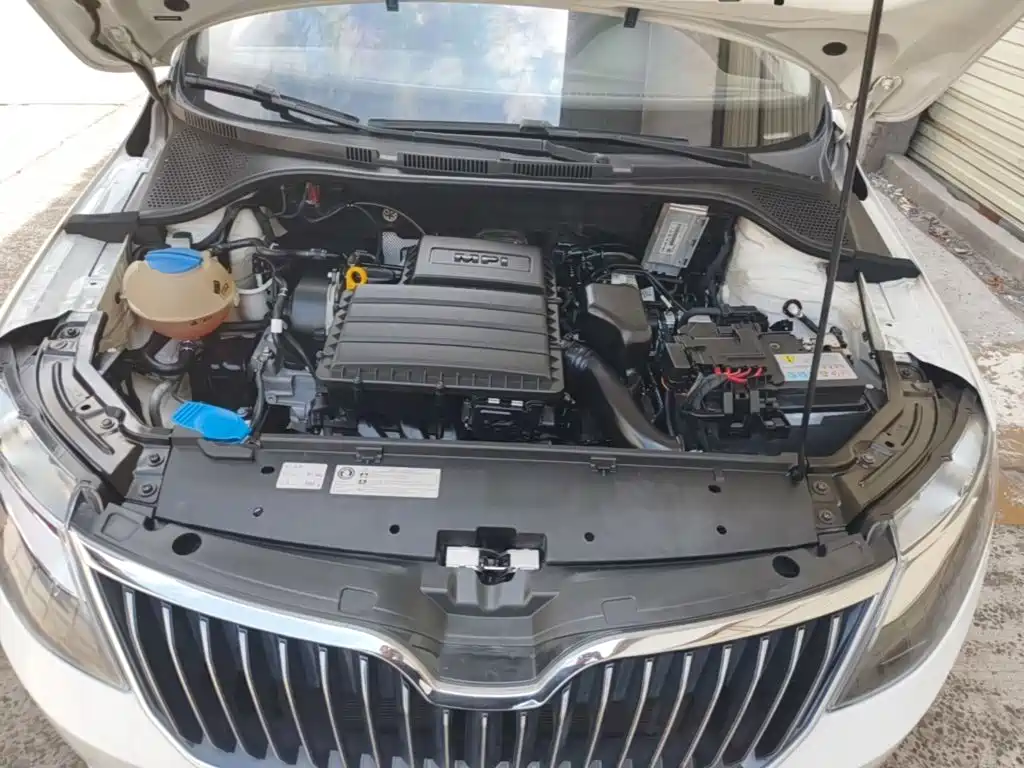 Skoda Rapid 2019 — фото 20