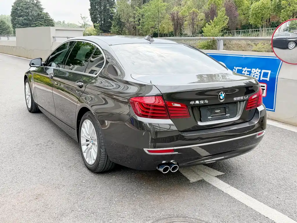 BMW 5 Series 2016 — фото 17