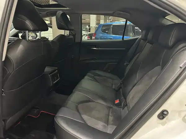 Toyota Camry 2022