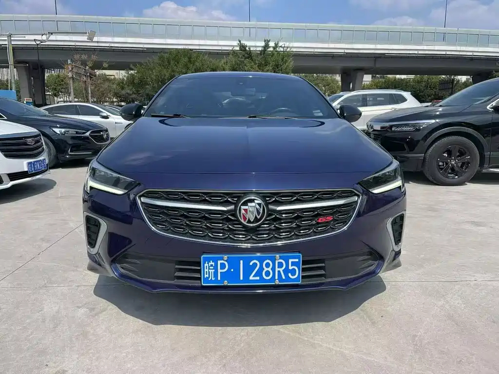 Buick Regal 2020 — фото 1