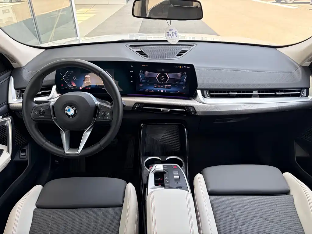 BMW X2 2025 — фото 4