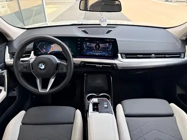 BMW X2 2025