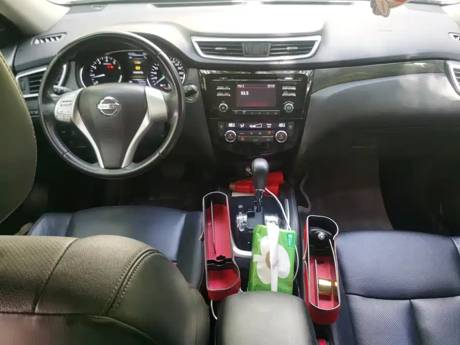 Nissan X-Trail 2015 — фото 12