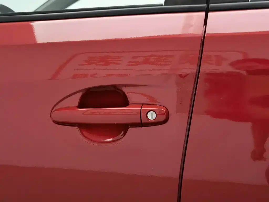 Toyota Yaris L 2019 — фото 18
