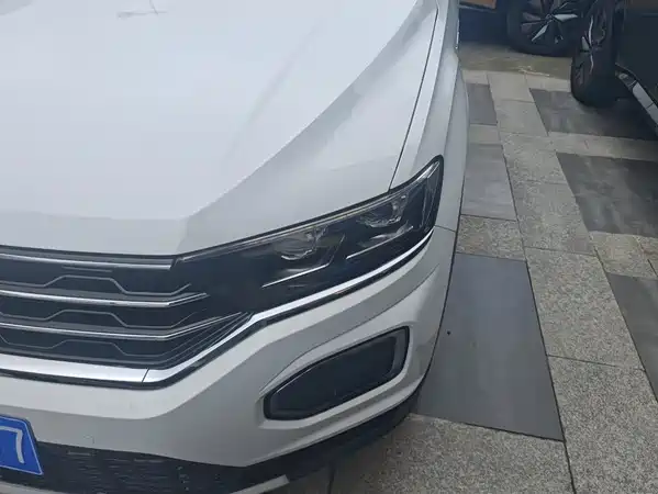 Volkswagen T-Roc 2023