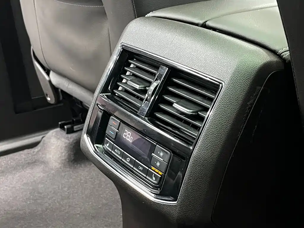 Volkswagen Teramont 2018 — фото 16