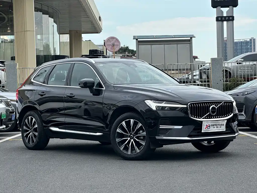 Volvo XC60 2024 — фото 5